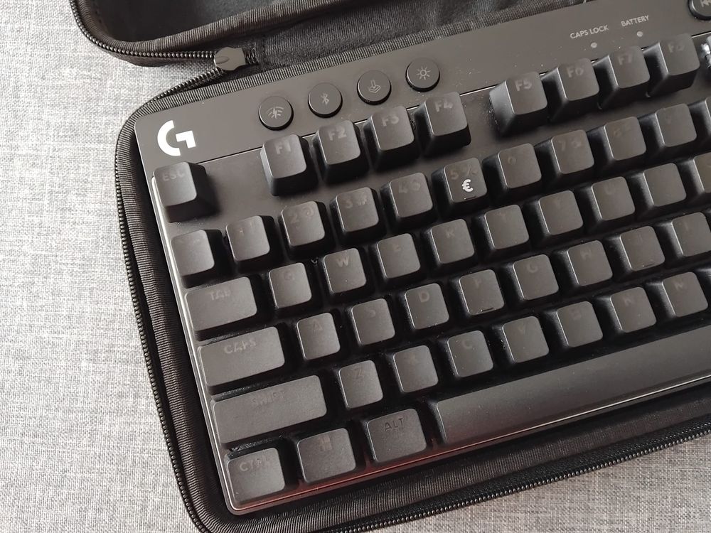 Teclado Logitech G PRO X TKL