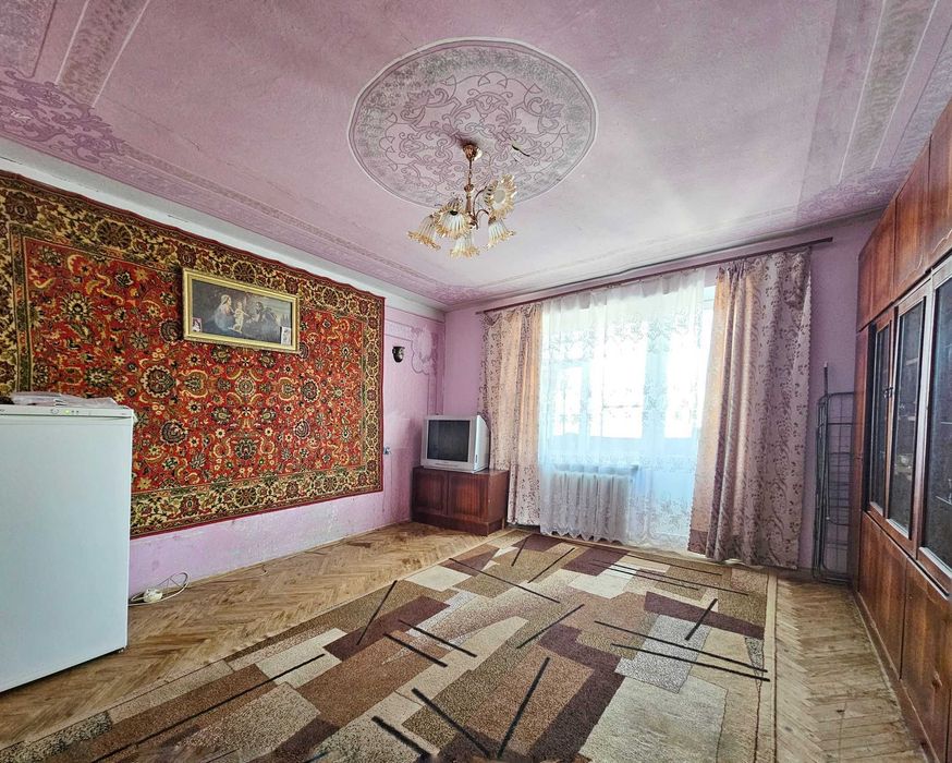 Продаж 4 кімнатної квартири, вулиця Медової Печери, цегла