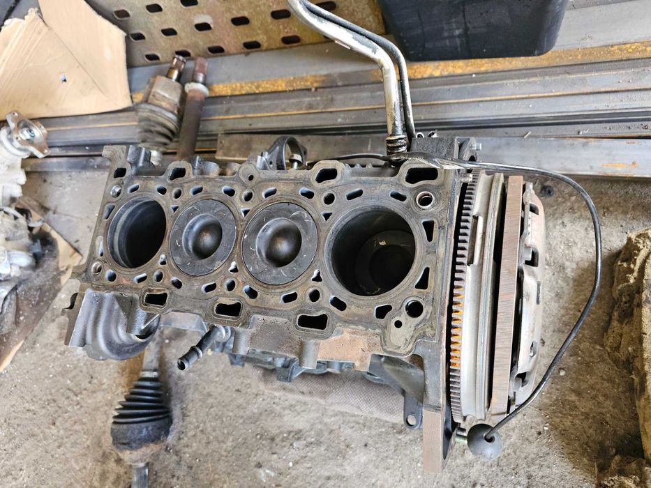 blok SILNIKA qashqai koleos x trail 2.0 dci 4x4 M9R TRAFIC laguna