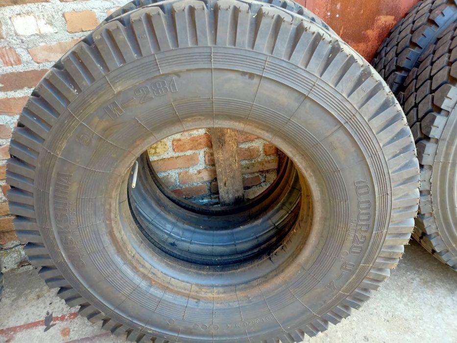 Продаю шини, пройшли лише 100 км.