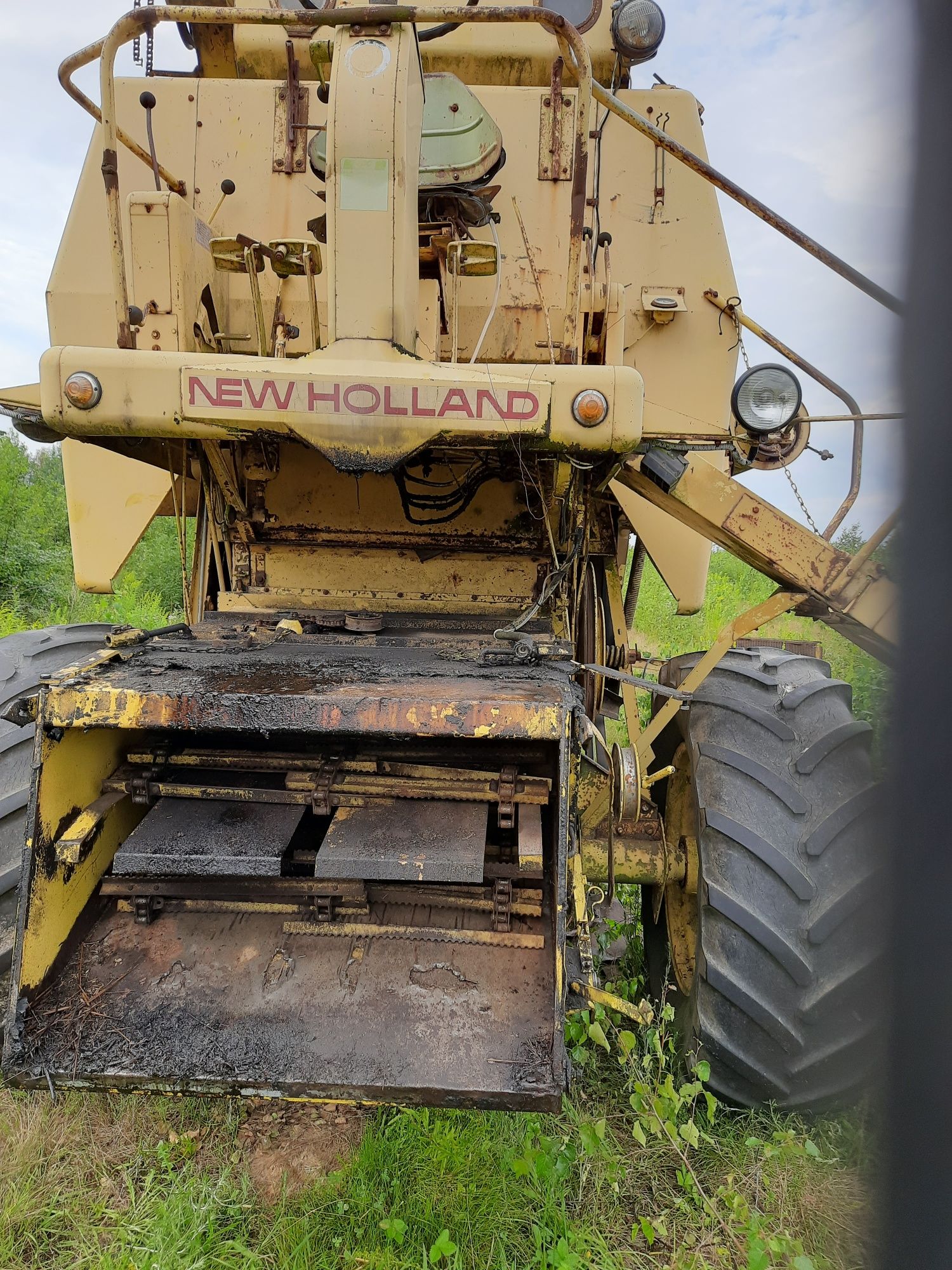 New holland kabina m135,140,silnik koła półos części
