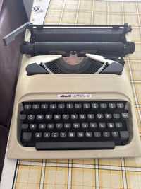 Maquina de escrever Olivetti 10