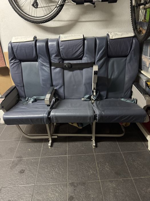 Banco avião 3 lugares da TAP