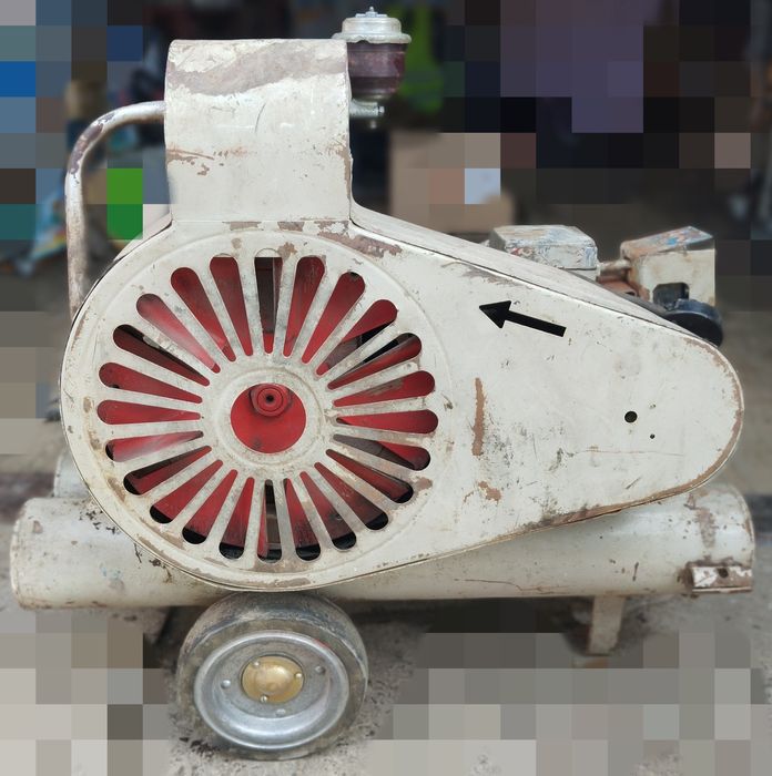 К о м п р е с о р  СО7б