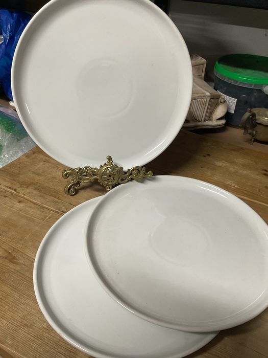 Prato de piza com 32 cm ,      Novos por usar  anúncios abaixo