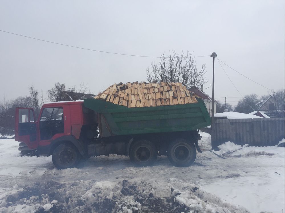 Дрова колоті та камачки-чурки та метрові