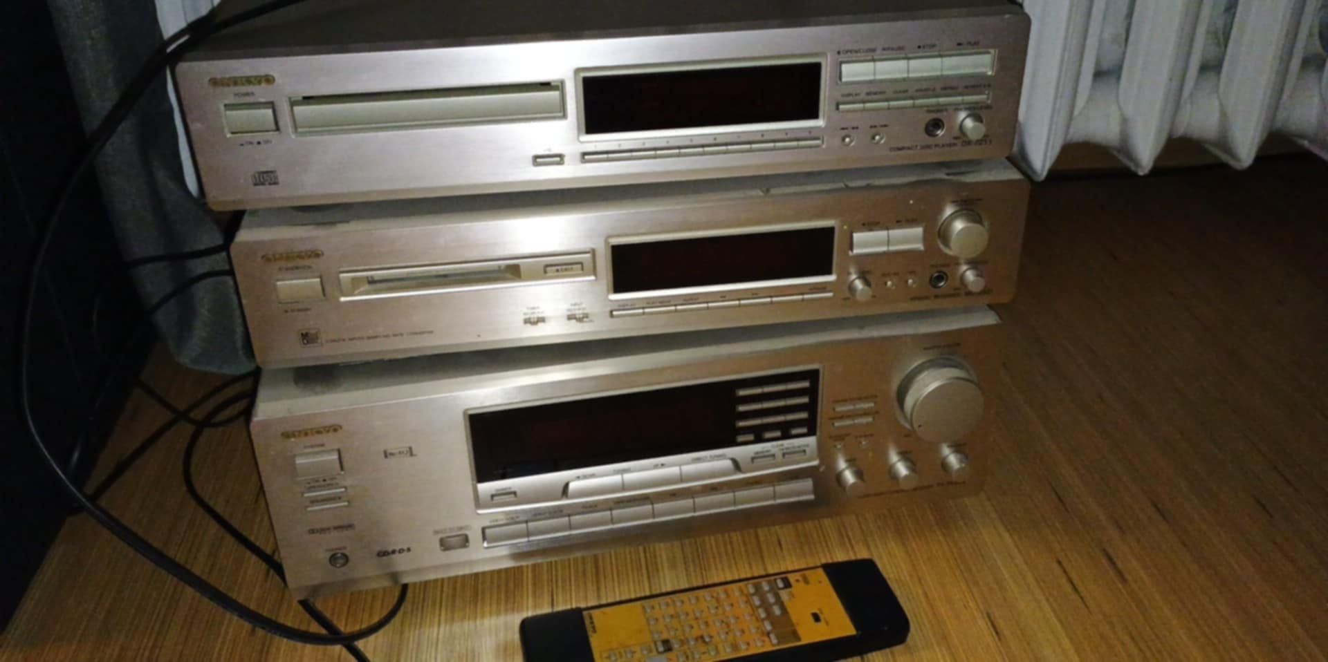 Amplituner Onkyo tx-sv 454