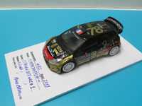 Citroen DS3 WRC 2013: decoração comemorativa campeão ralis Seb. Loeb