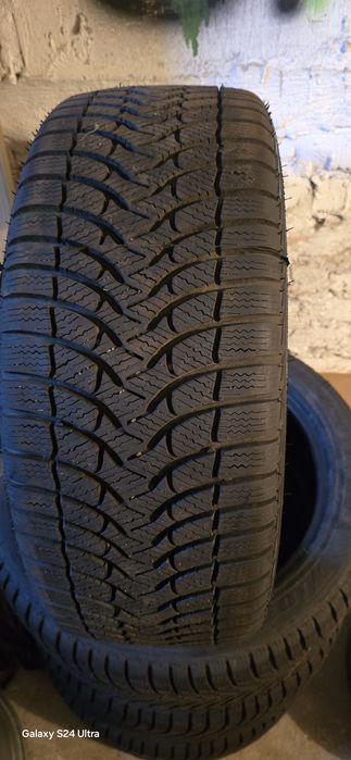 Opony zimowe 225 45 R18