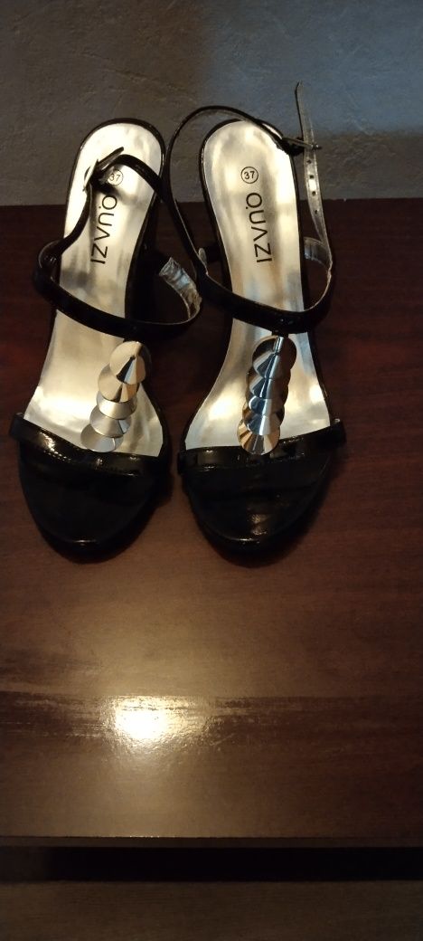 Letnie nowe buty damskie