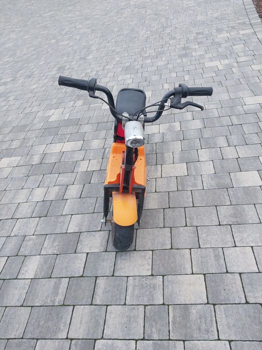 Hulajnoga elektryczna