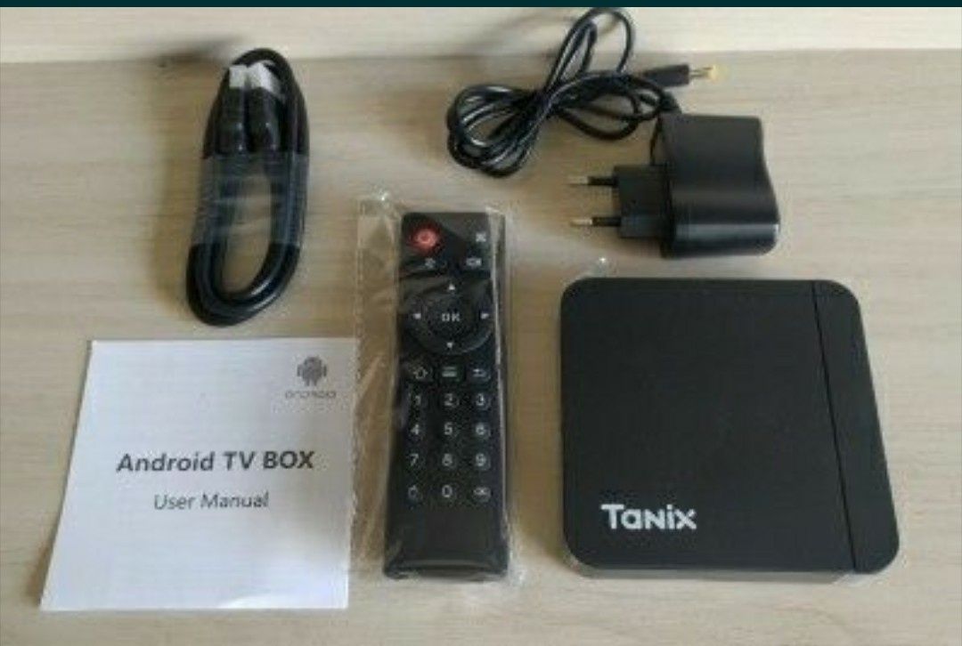 TV приставка TANIX W2 2Гб/16ГБ на ОС Android 11. Нова в коробці