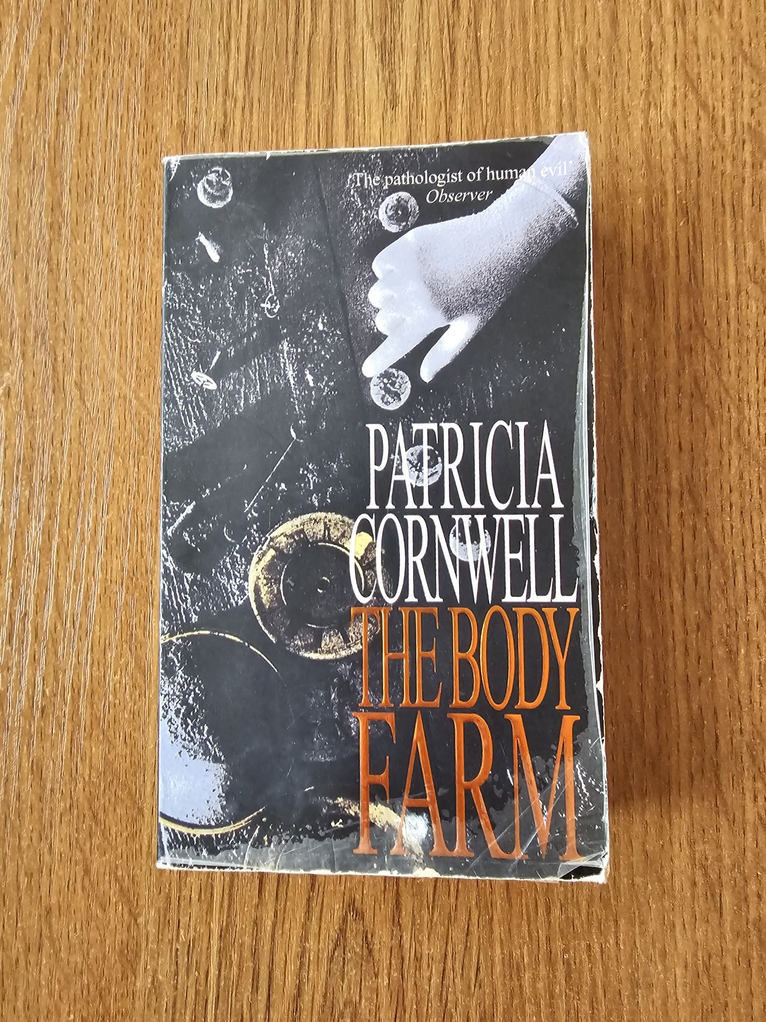 Książka The body farm - Patricia Cornwell. Język angielski