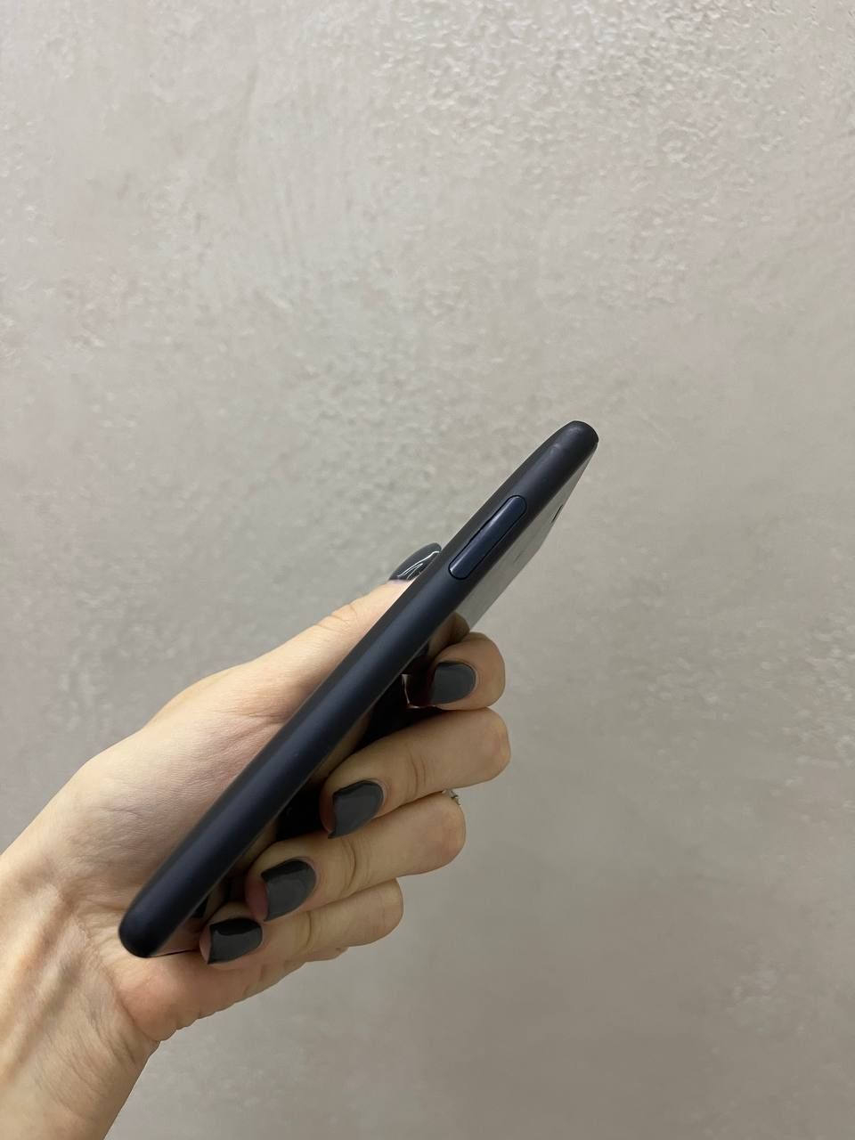 Смартфон Sony Xperia XZ2 Compact SO-05K 4/64 Gb 1Sim+microSD