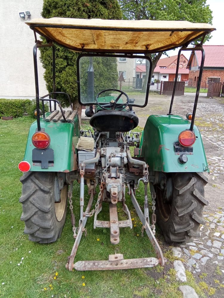 Ursus C-330 Ciągnik rolniczy, traktor