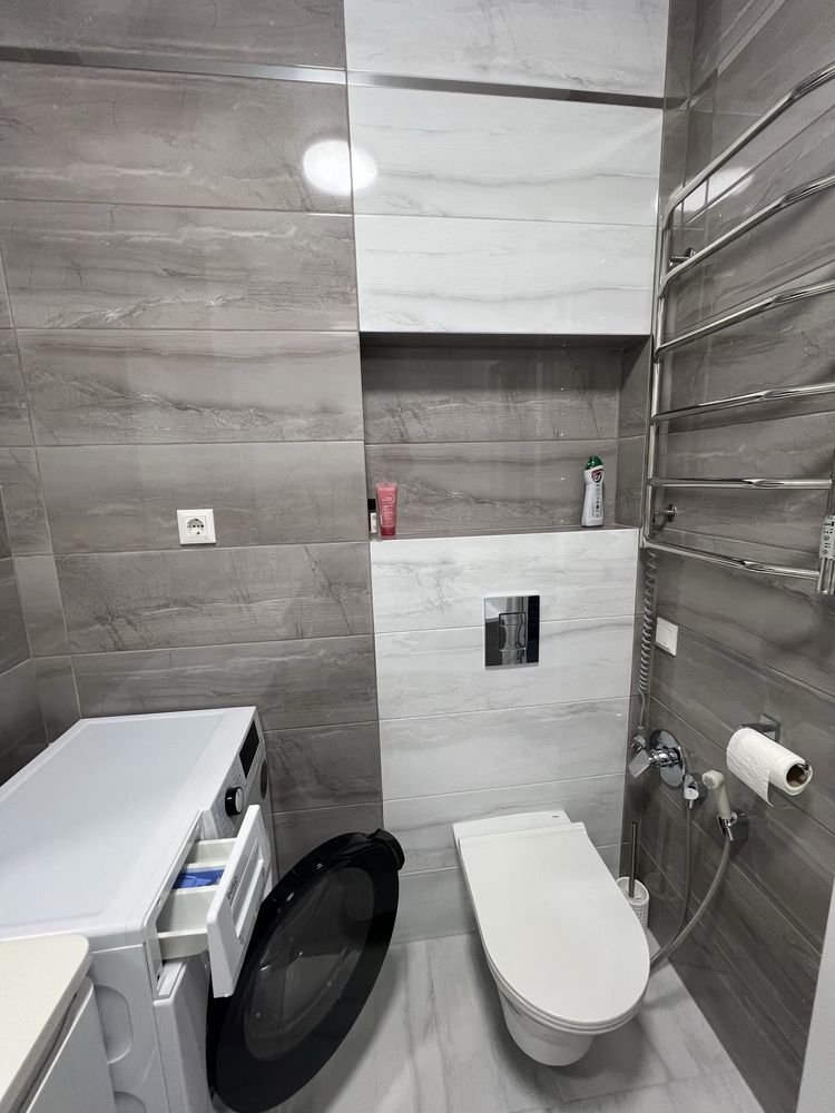 Продаж 1к квартири 51,9 кв. м по вул. Генуезька,  3-в  «42 Перлина»
