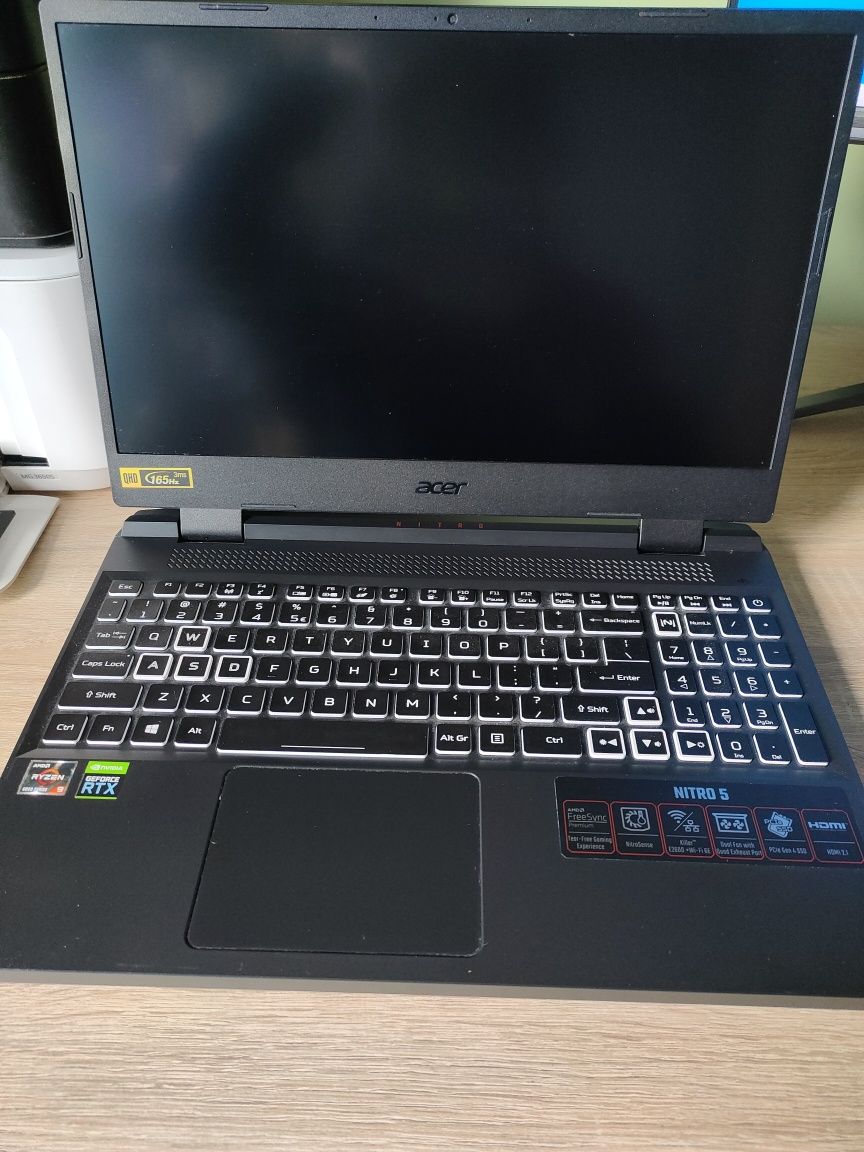 Zamiana Laptop Acer Nitro RTX 3070Ti 150W Ryzen 9 6900HX 32GB 165Hz