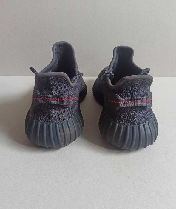 Damskie buty Adidas Yeezy Boost 350 V2 Tripe Black FU9006 roz.38 2/3