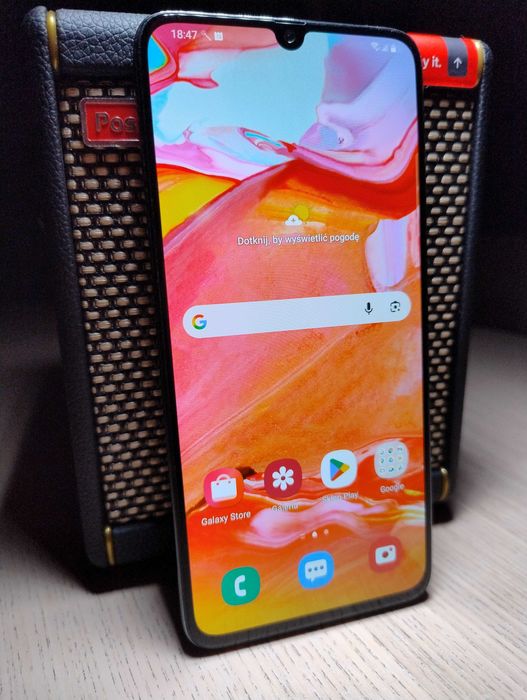 Samsung Galaxy A70 + słuchawki bezprzewodowe Galaxy Buds+