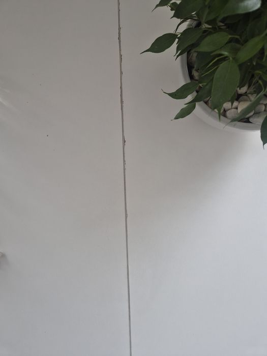 Stol rozkładany i 3/4 krzesla