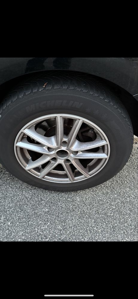 Jantes especiais retiradas de mercedes 15’ com pneus