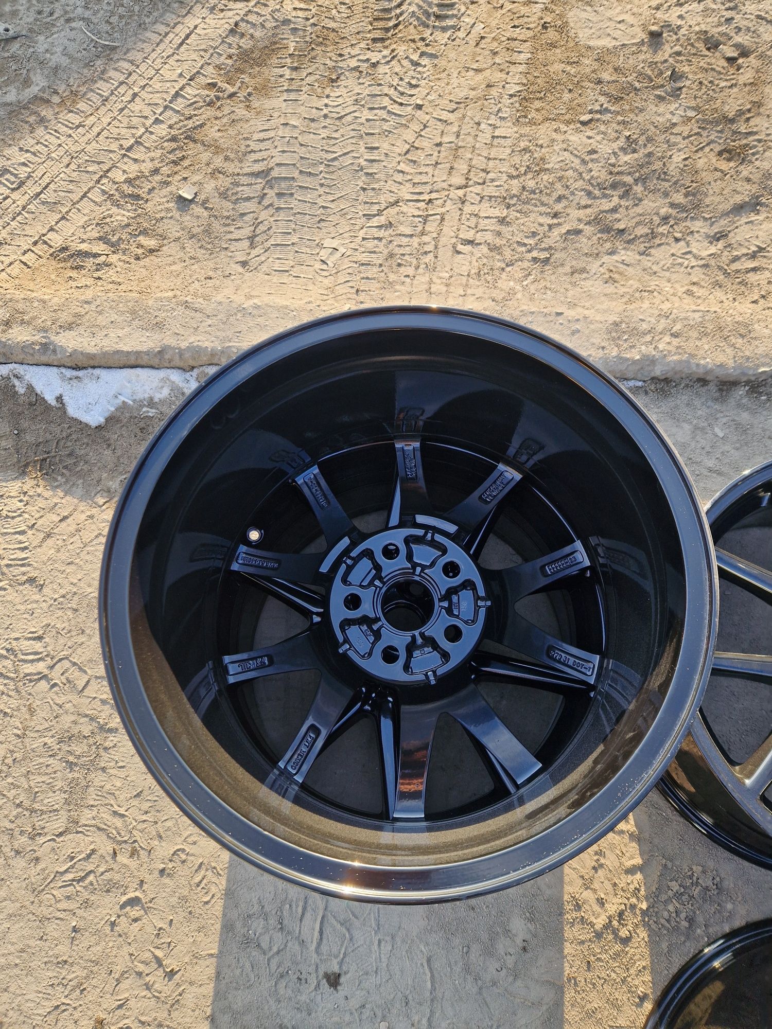 Диски Tesla 3, r18 black, Honda,