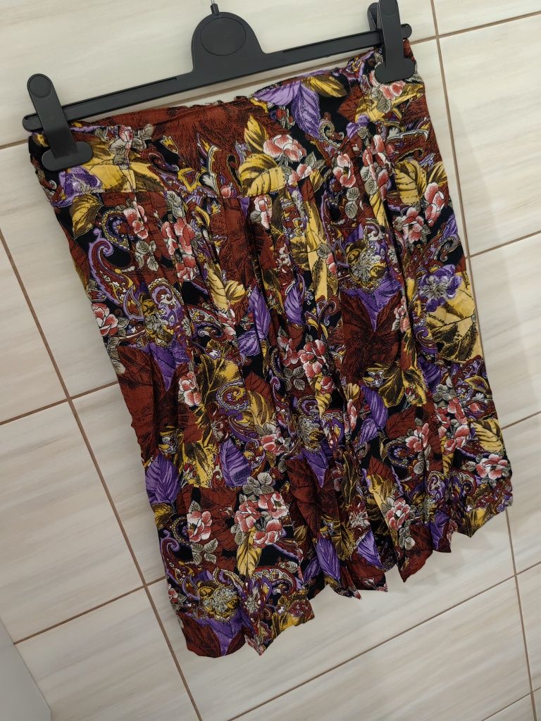 Brązowa spódniczka w kwiaty plisowana Vintage S