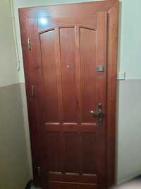 Drzwi drewniane podwójne