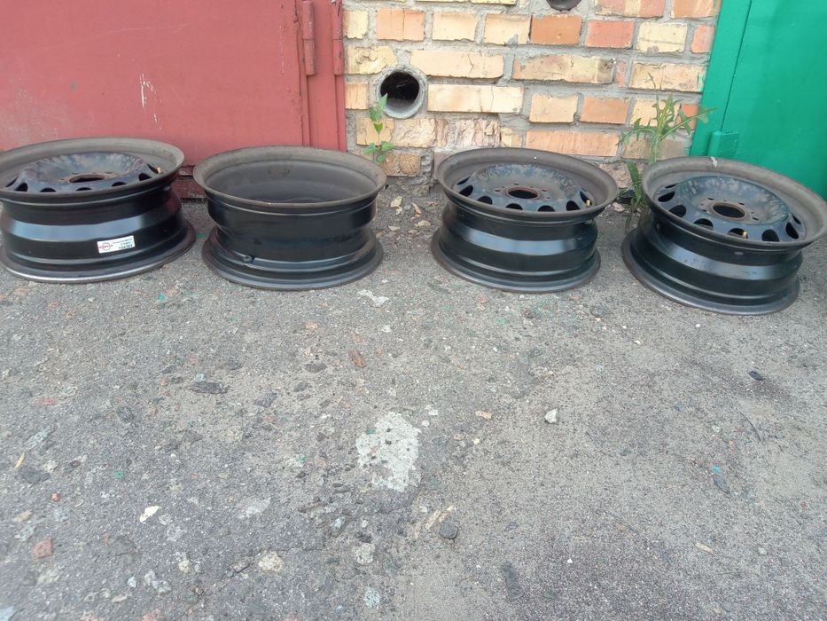 Диски металеві 15 радіус 5*120 bmv
