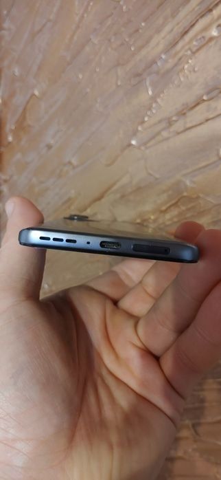 Смартфон флагман Motorola edge 2022 6/128 дисплей 144гц , NFC
