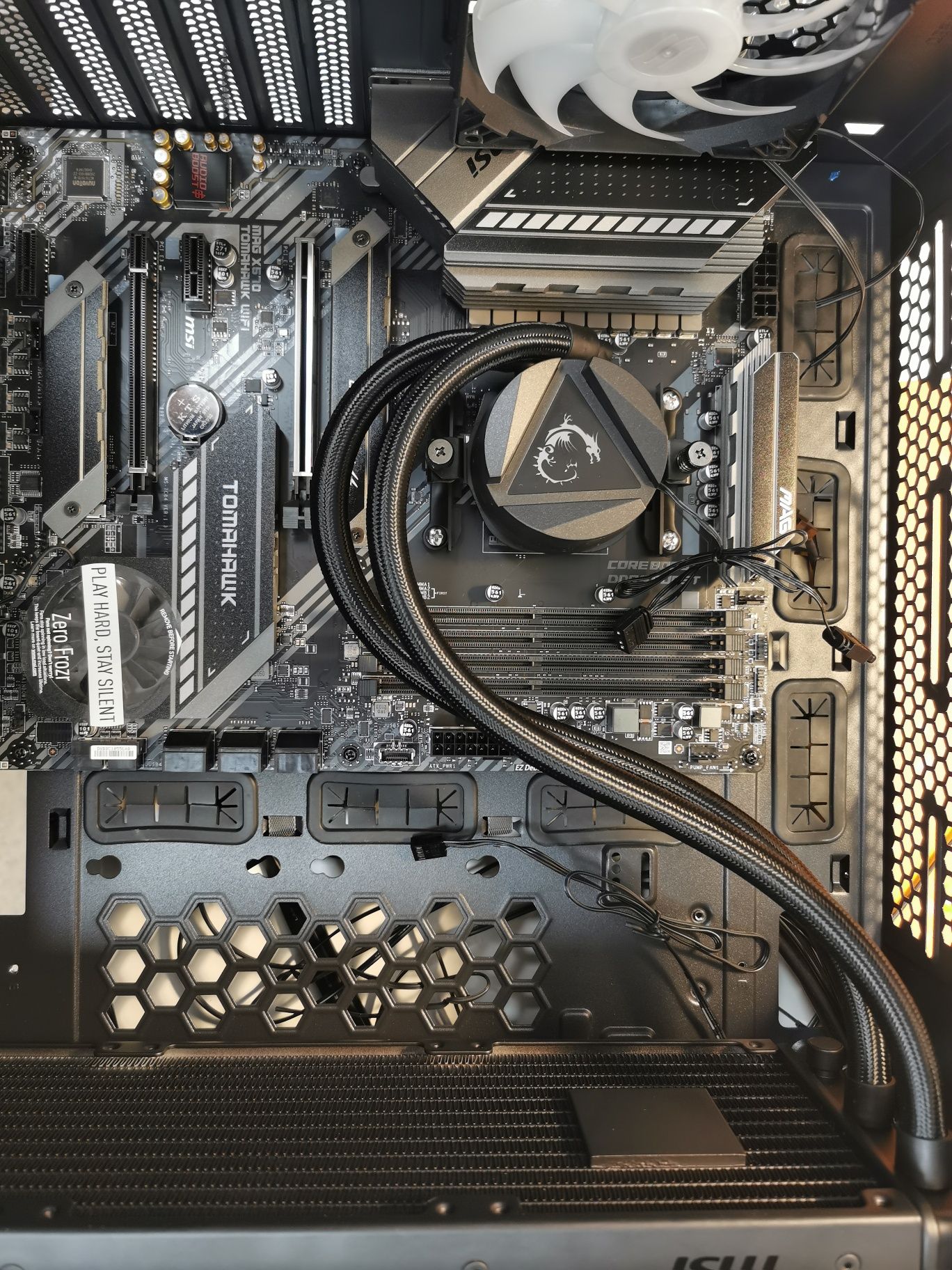 Msi x570 tomahawk wifi Ryzen 7 5800x 32GB DDR4