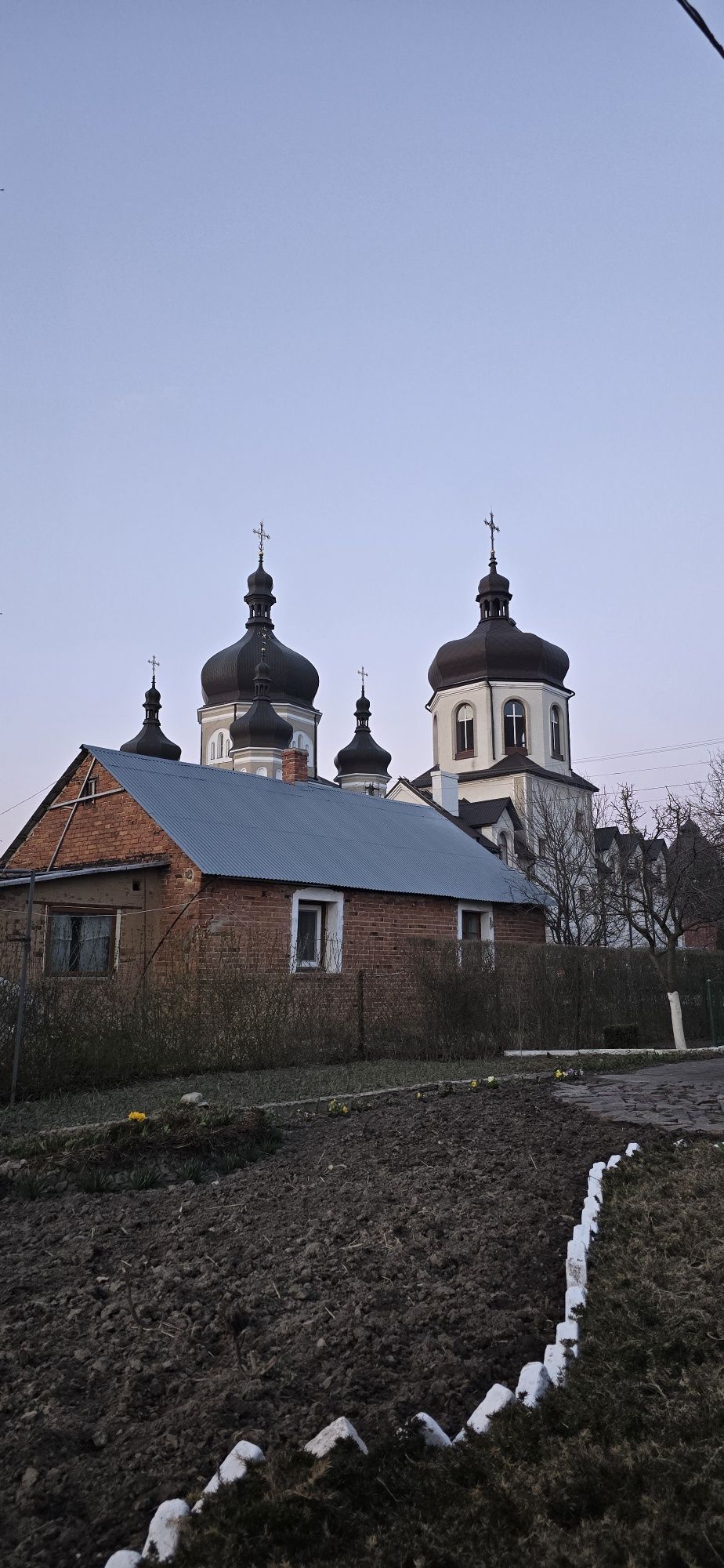 Ділянка з будинком с.Запитів