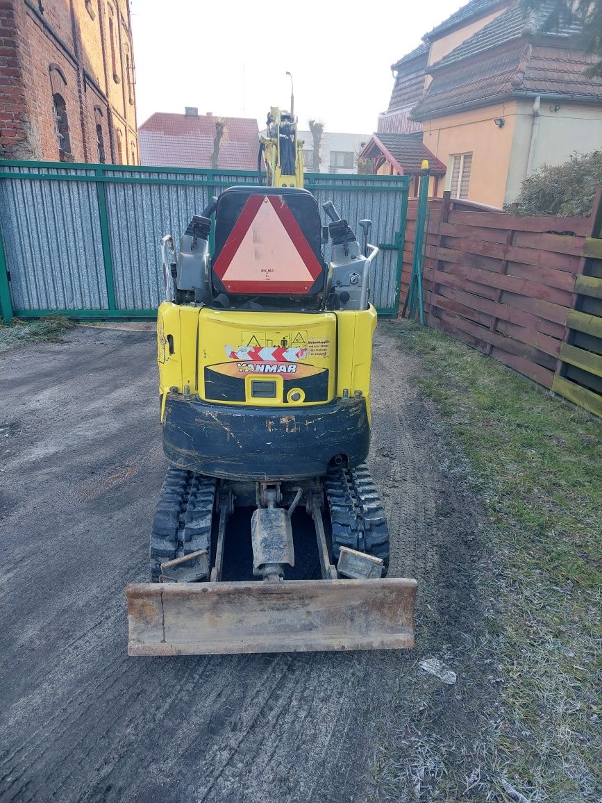 Minikoparka Yanmar Vio 17