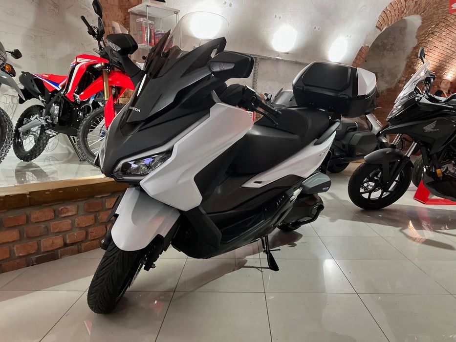 Honda NSS Forza 350 SE, *wyprzedaż rocznika* model 2025, dostępna od ręki