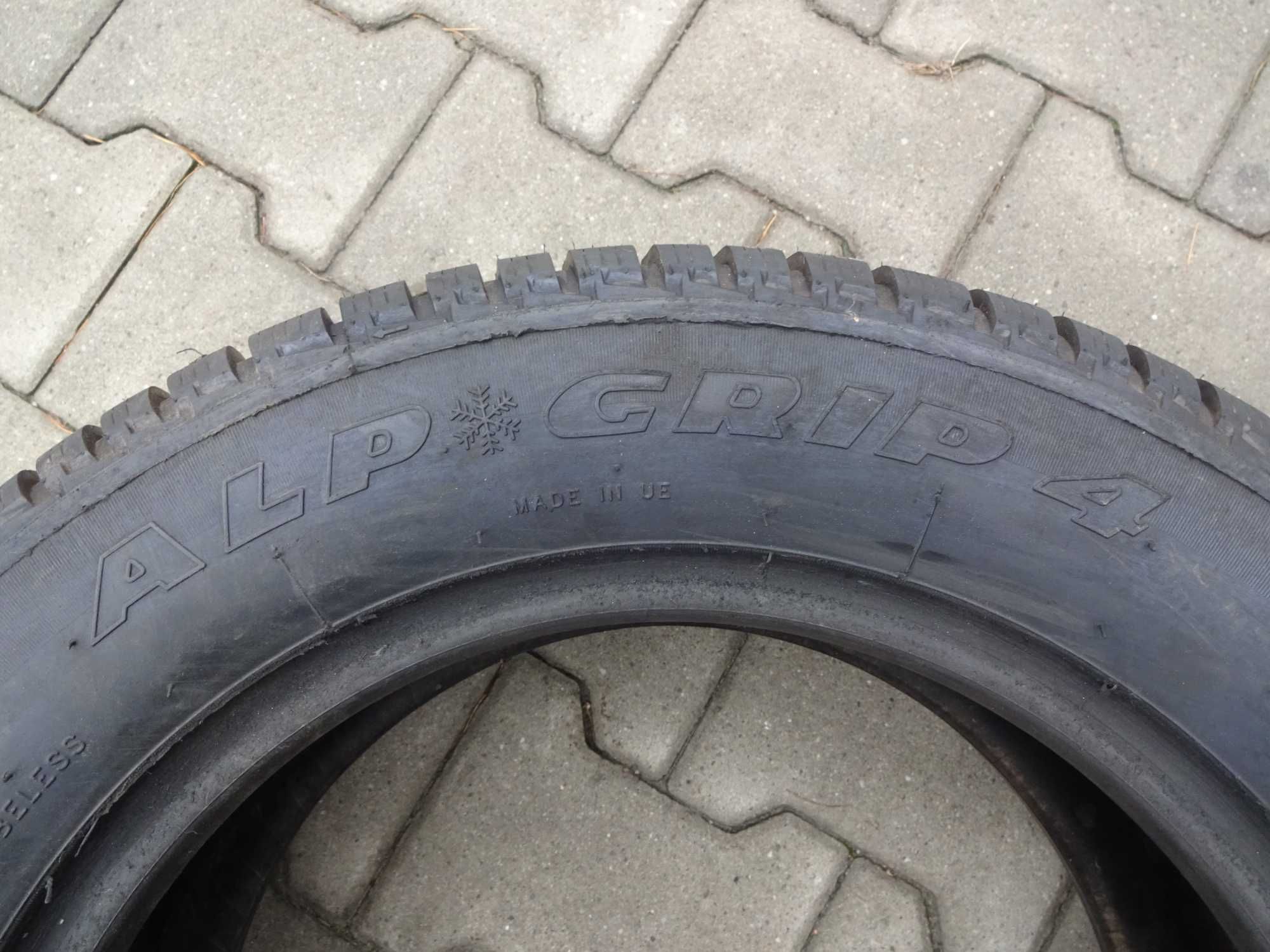 4x Opony Bieżnikowane 225/55R16 Zimowe Drugi Gatunek