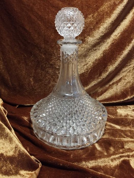 Кришталевий графін (штоф)  Чехословакія Bohemia