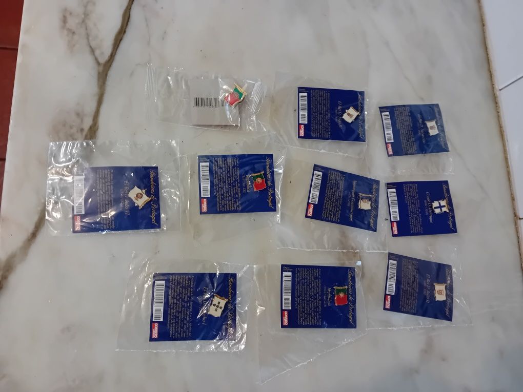 Conjunto de Pin's Brindes Correio da Manhã