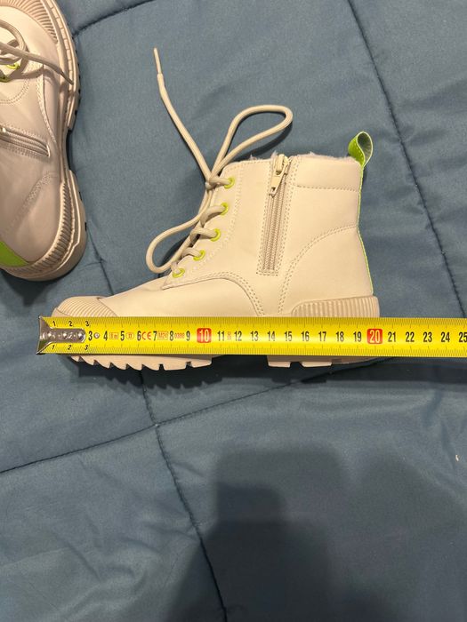 Черевики демі на дівчинку