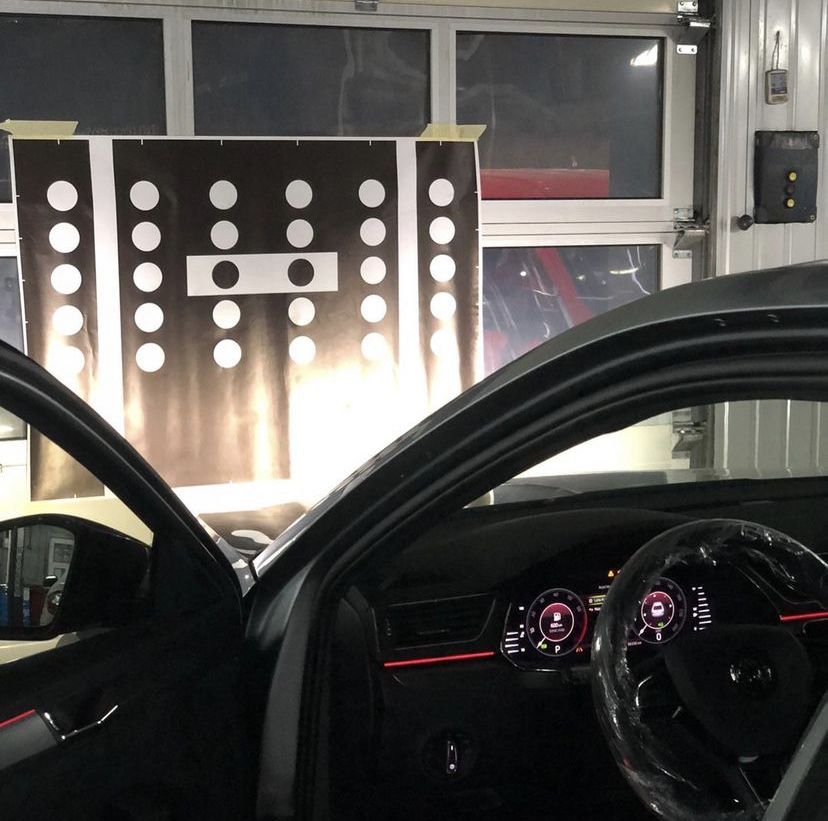 Камера асистентів VW Skoda 2Q0980653C