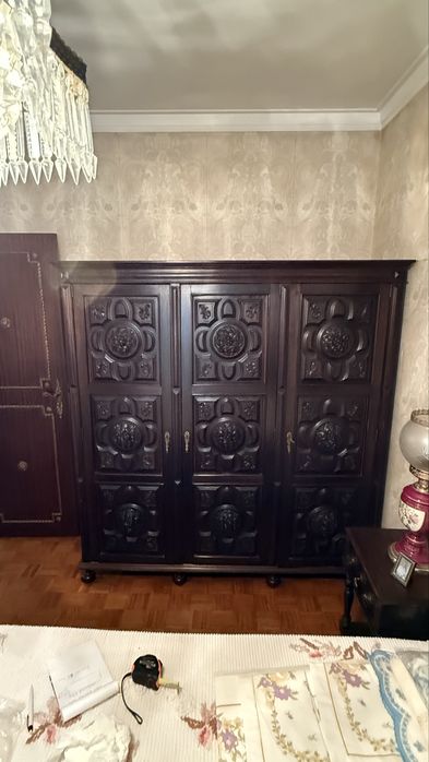 Vende-se roupeiro