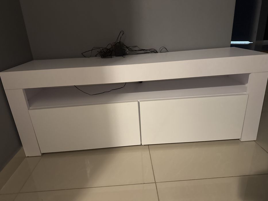 Szafka rtv pod telewizor, komoda