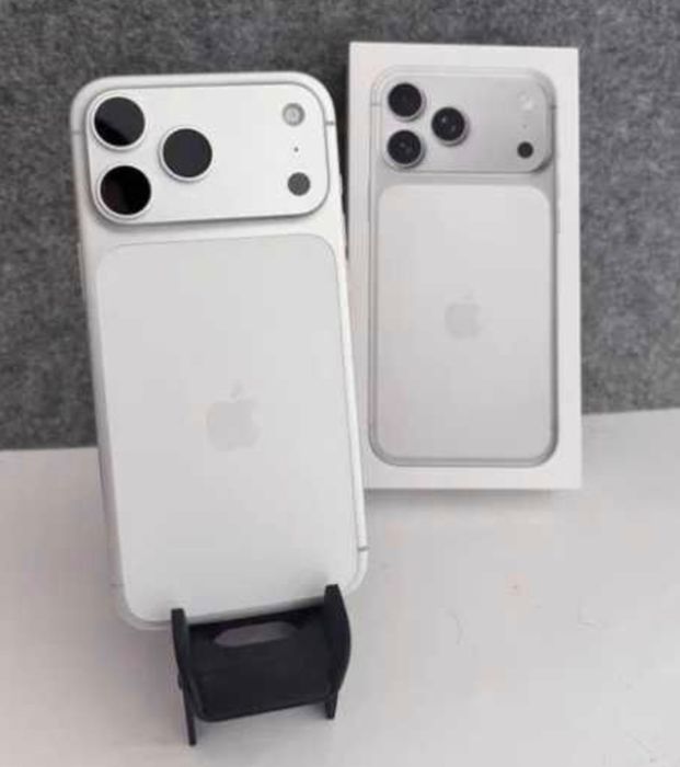 iPhone 17 Pro Max APPLE 6.9'' - 256 GB na Caixa SELADO