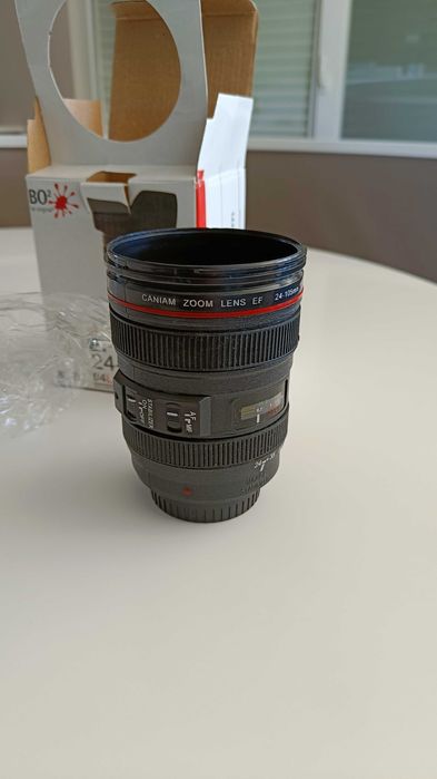 Copo novo com aspeto de lente fotográfica