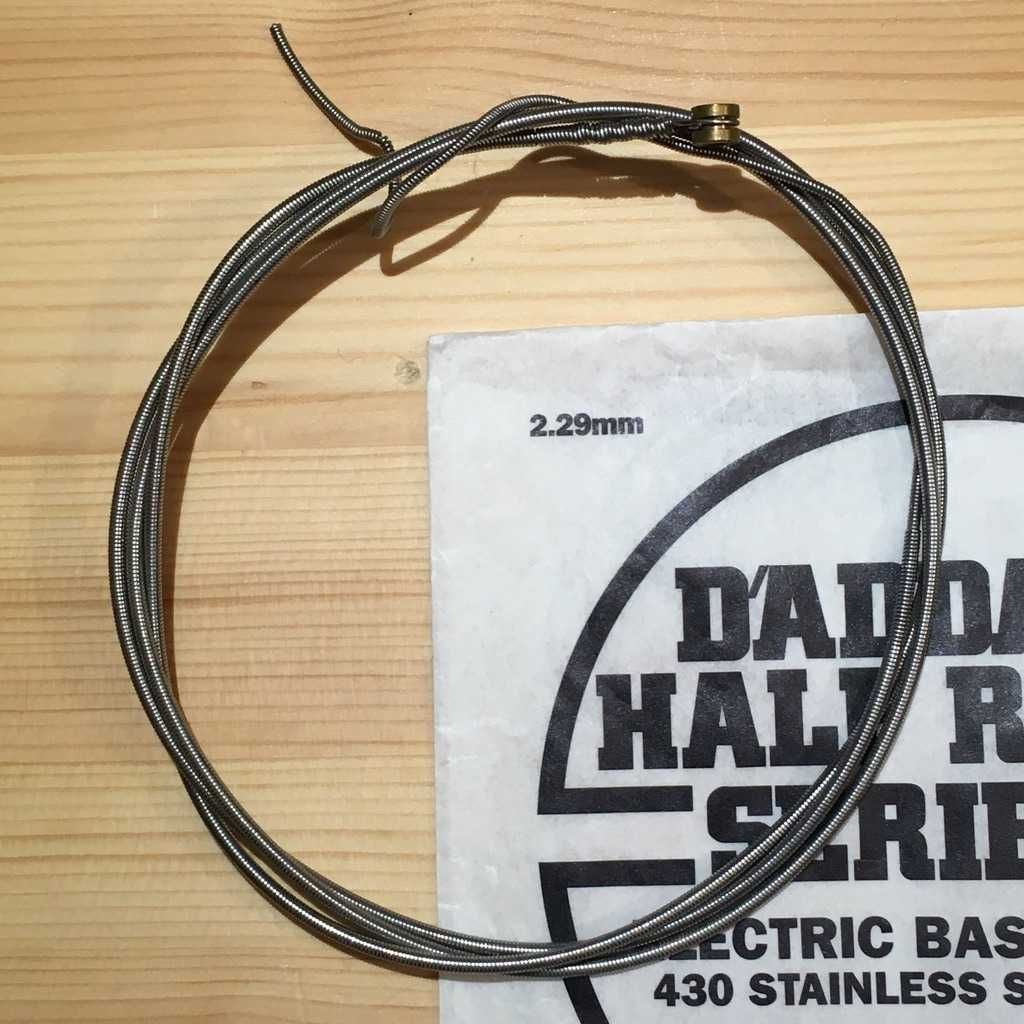 Struny, bas, 4x half round, płaskie, D'Addario, 110-55, główka 2R + 2L