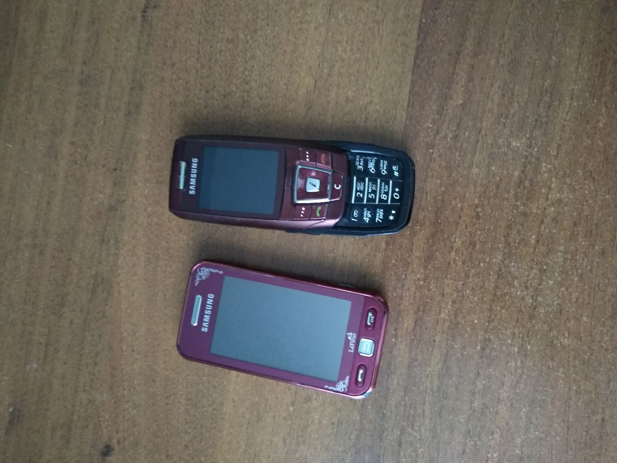 SAMSUNG телефон б/у