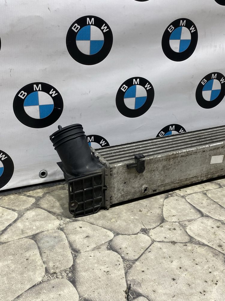 Інтеркулер BMW E81/Е84/E87/Е90 Код:810