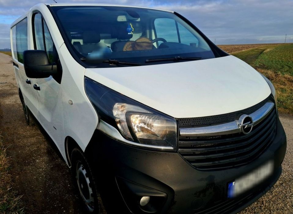 Opel Vivaro b 1,6cdti 140km pierwsza rej 2015rokmożliwa zamiana
