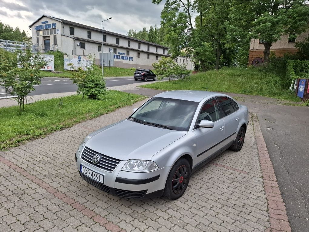 VW Passat B5 Fl Sedan 1.6 102km Stan B.DB Klima Zarejestrowany