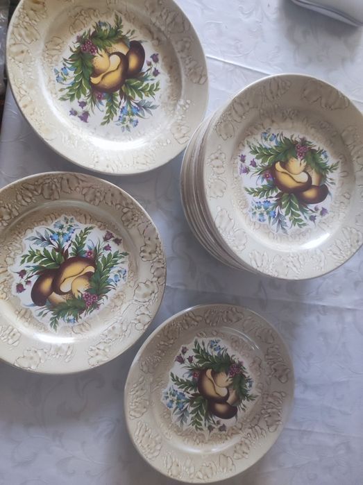 Тарелки Буды 11 шт. Диаметр 18 см.