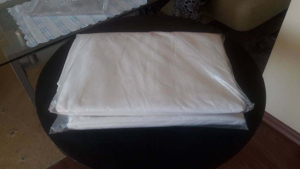 Nowa poszwa biała 2 szt. Prl 200x126 cm i 2 poszewki 80x70 cm komplet.